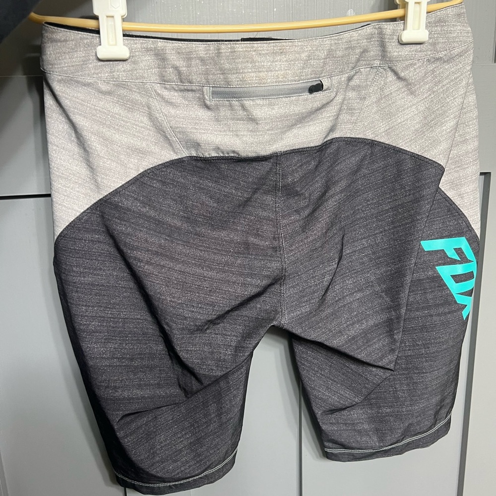 Fox Racing Women’s Mountain bike shorts size m